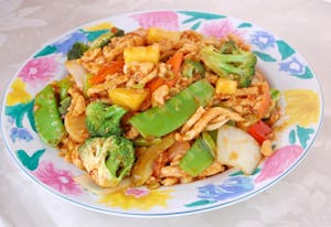 C4. Mango Chicken 芒果雞 Image