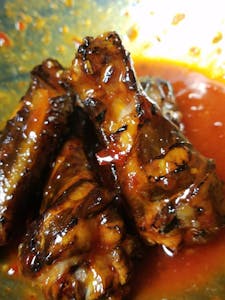 8 Wings Image