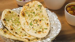 Garlic Naan (2) Image