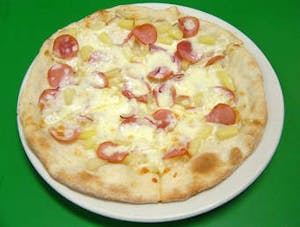 Hawaiian Pizza Image
