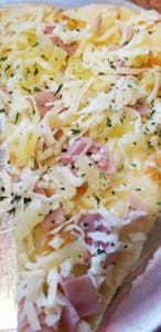 Hawaiian Pizza Image