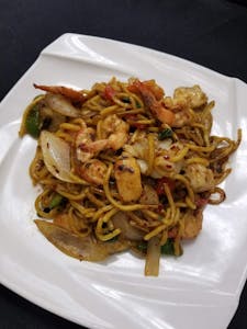 Seafood Noodles Image
