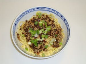 26. Noodles with Pork & Bean Sprouts 担担面 Image