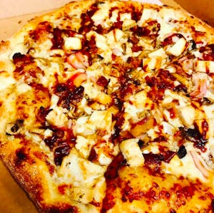BBQ Chicken Pizza Image