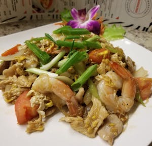 G4. Pad Woon Sen Noodles Image