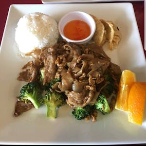 2. Pad See Ew Mahalunch Special Image
