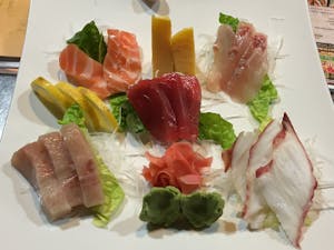 NIGIRI (SUSHI) & SASHIMI Image