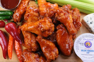 A. 25 Buffalo Wings Family Pack Image
