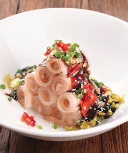 Cold Dishes with Plain Boiled Pork in Sauce 蒜泥白肉 Image