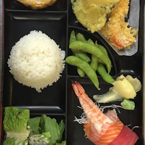 7. Deluxe Bento G Image