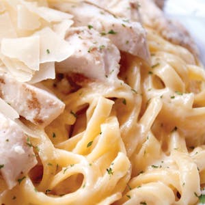 Fettuccine Alfredo Dinner Image