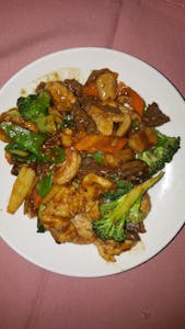 Three Ingredients Sizzling Platter Image