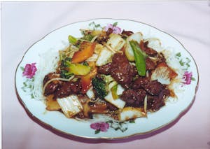 V06. Vegetables with Beef Over Vermicelli Image