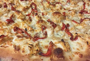 Buffalo Chicken Pizza Image