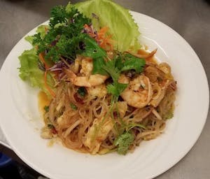 Yum Woodsen (Silver Noodle Salad) Image