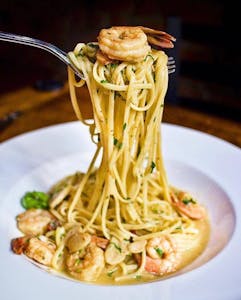 Linguini Scampi Lunch Image