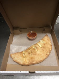 CALZONES Image