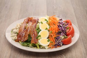 Cobb Salad (570 cal) Image