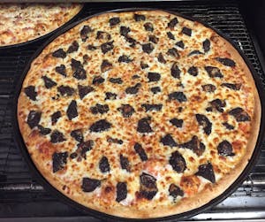 Grilled Steak Tips Pizza Image