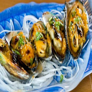Baked Green Mussels Image