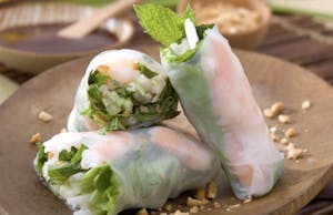Vietnamese Style Shrimp Spring Rolls (2) Image