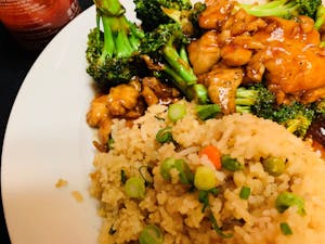 Beef or Chicken & Broccoli Image