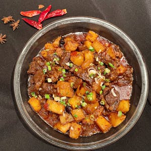 B8. 土豆烧牛暔 Image