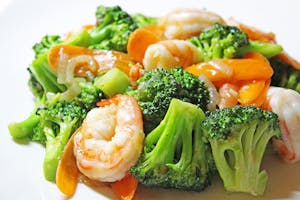 Shrimp with Broccoli Image
