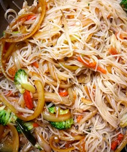 RN1. Vegetable Fried Rice Noodles 素菜炒米粉 Image