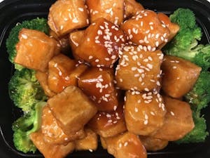 H31. Sesame Tofu 芝麻豆腐 Image