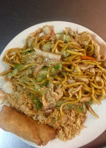 L10. Chicken Lo Mein Image