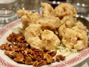 Walnut Prawns (核桃蝦) Image