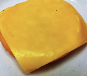 Tortilla con Queso Amarillo Image