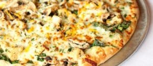 Grace's (Alfredo) Pizza Image