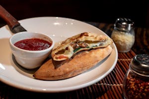 CALZONES Image