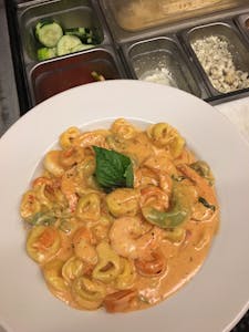 Tri-Color Tortellini Image