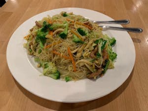 J13. Singapore Rice Noodles Image