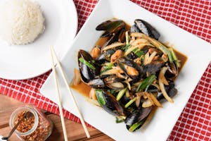 D13 Mussel Basil Image