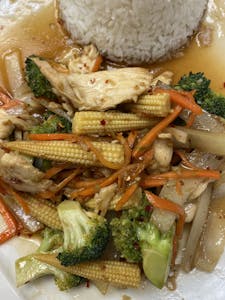 #5. Pad Kra Tiem Image