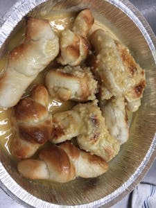 >>>>>Garlic Knots >>>>>>>>>>>> Image