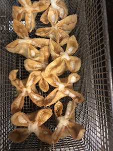 5. Crab Rangoon 蟹角 (5) Image