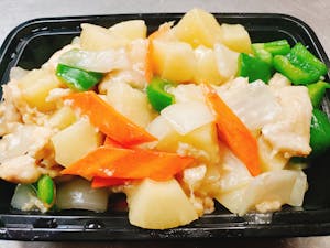 83. Chicken with Pineapple Image