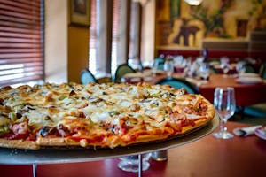 THIN CRUST PIZZA Image