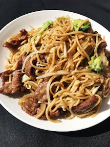 Beef Fried Noodle (牛炒麵) Image
