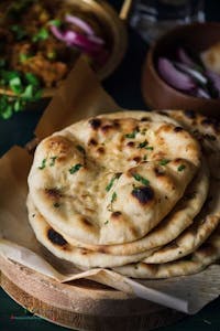 Garlic Naan Image