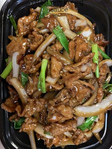 46. Beef With Peking Sauce Image