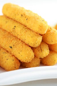 118. Mozzarella Cheese Sticks (6) Image