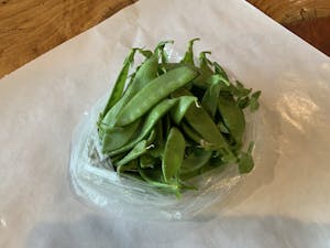 SNOW PEAS, WHITE SQUIRREL FARMS Image
