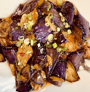 H06. Eggplant with Spicy Garlic Sauce Image
