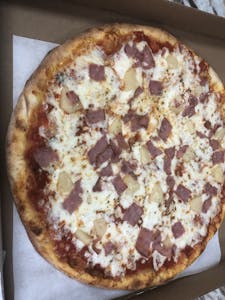 Hawaiian Pizza Image